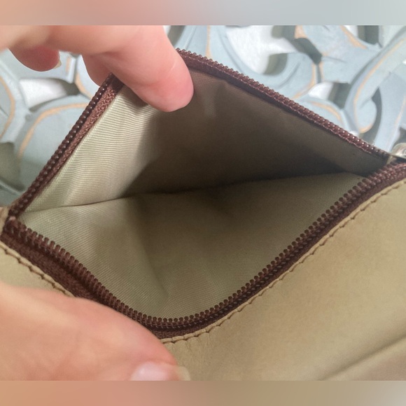 Vera Pelle Leather Asymmetrical Purse - Picture 5 of 12